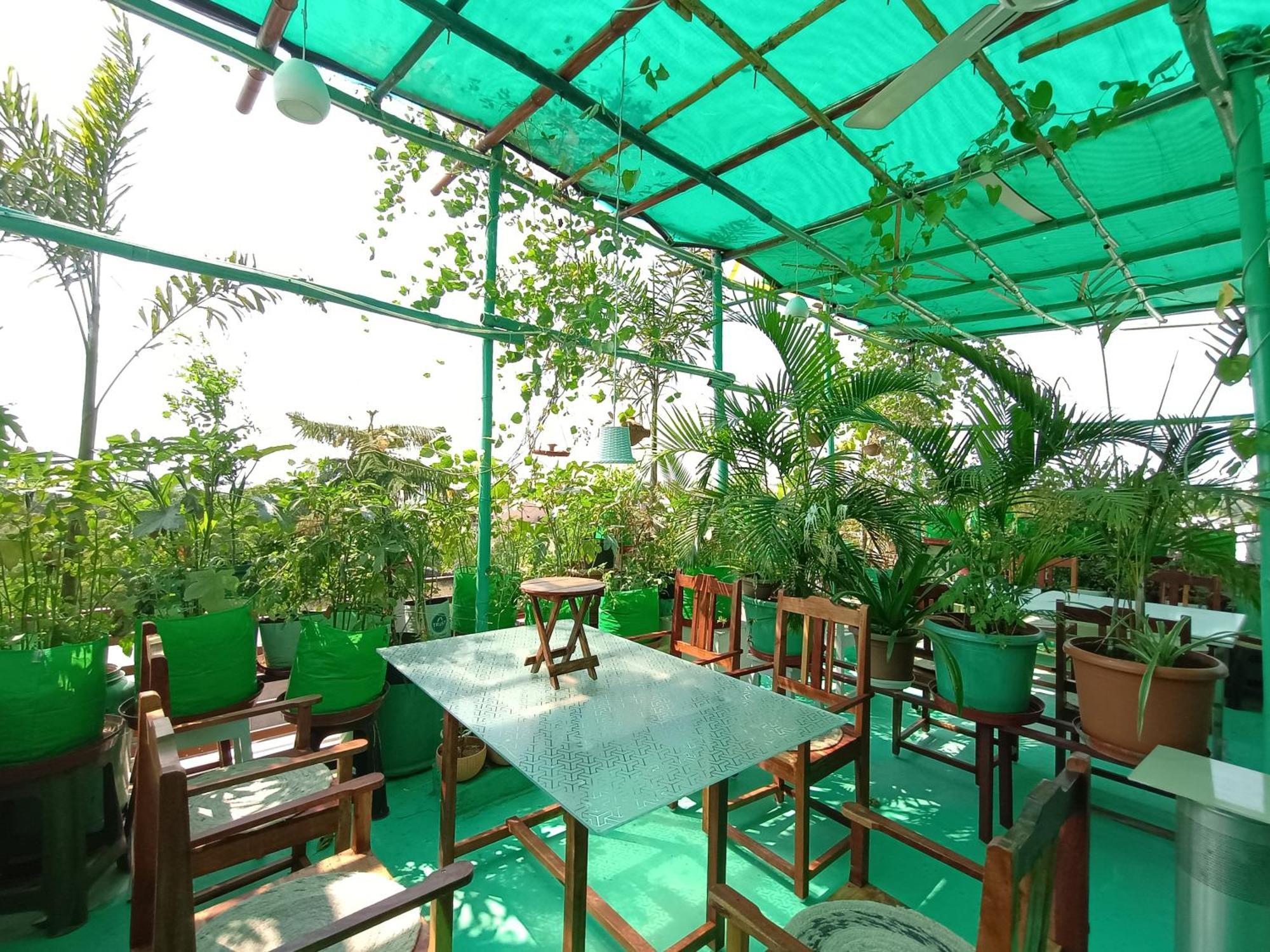 Appartement Choudhary White House Udaipur Extérieur photo
